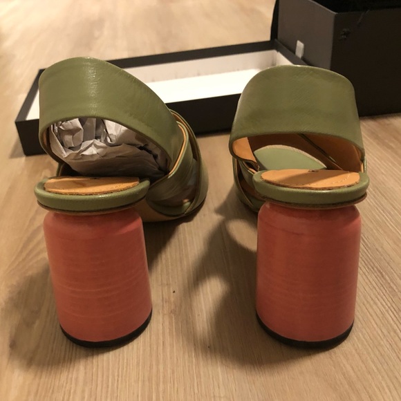 NWT Halmanera Block Sandals ASO Amal Clooney - Picture 4 of 7